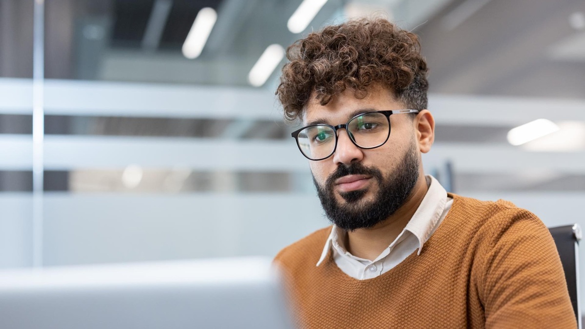 Explore the BIS 50% Rule, ownership intelligence and counterparty screening, and learn how to connect insights with ERP and transaction workflows.
